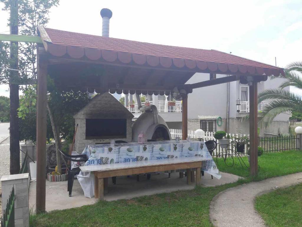 Dimitra Apartments Keramotí Kültér fotó